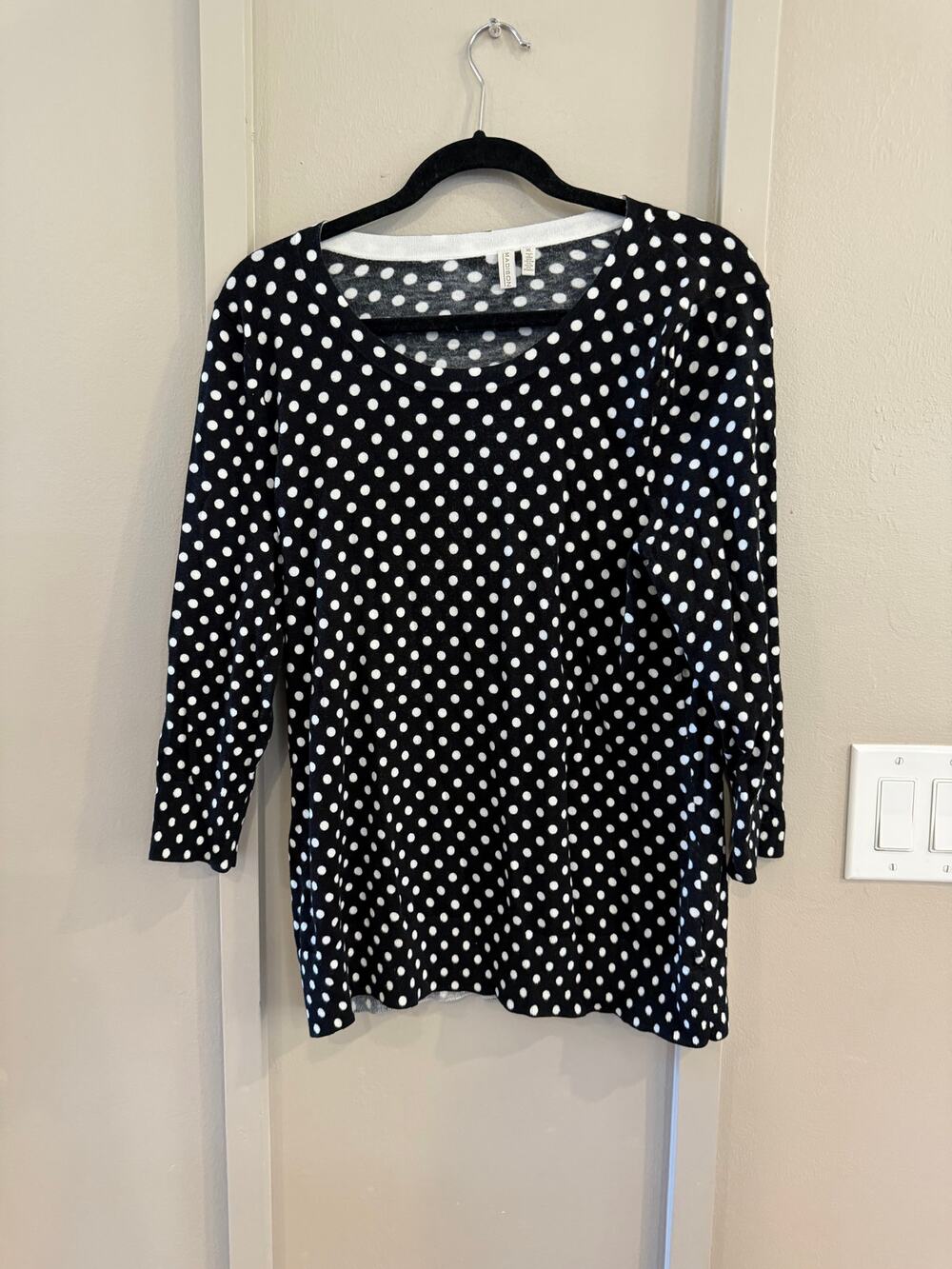 Madison Classic Polka Dot Knit TopColor Black with White Polka XL